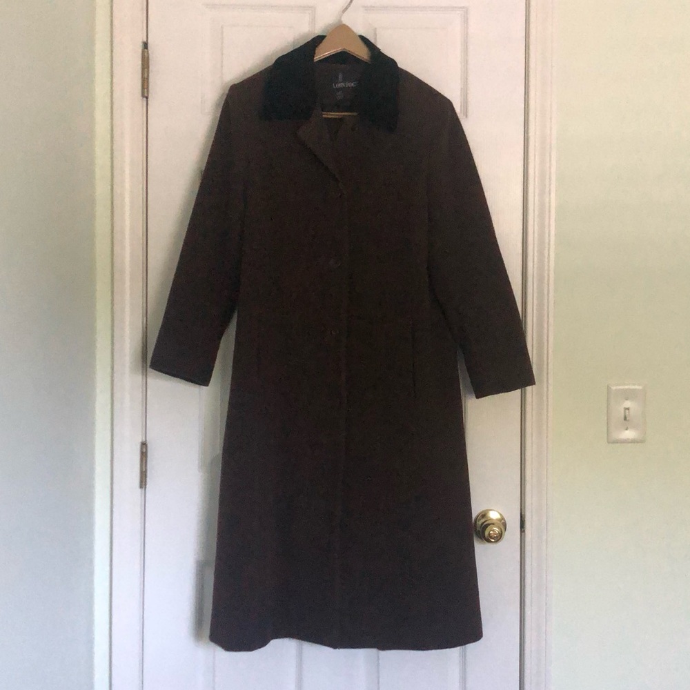 Brown London Fog wool blend midi coat with black velvet collar. Size 10P